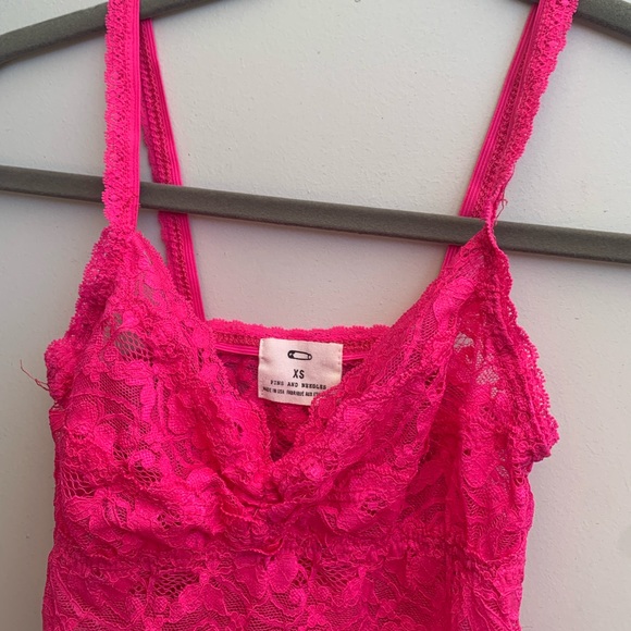 Pins and Needles Lace Top. Pink Size XS. - Picture 4 of 7